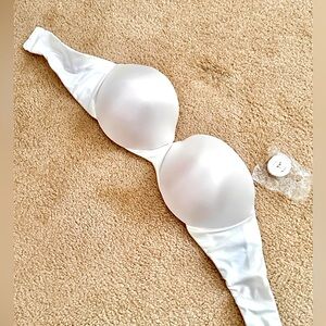 White Strapless Bra